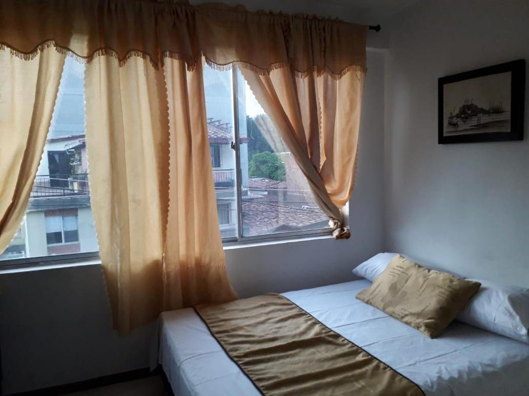 Hotel Recuerdos Del Estadio 메딜린 외부 사진